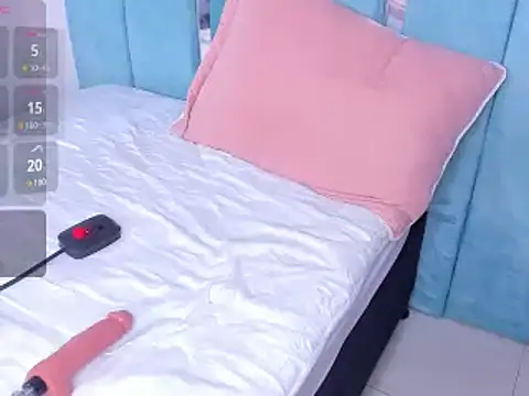 AlexxaSmall online show from 02.12.25