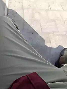 Snapshot of xmanrawan2 chatting on 02.17.25 xmanrawan2 online show from 02.17.25