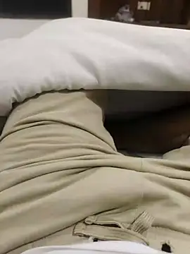 Snapshot of xmanrawan2 chatting on 02.24.25 xmanrawan2 online show from 02.24.25