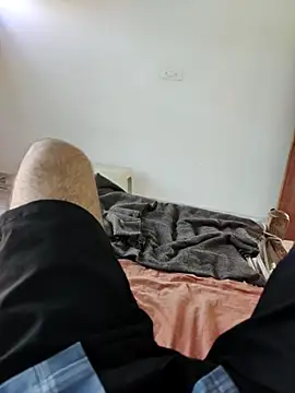 Snapshot of xmanrawan2 chatting on 10.24.25 xmanrawan2 online show from 10.24.25