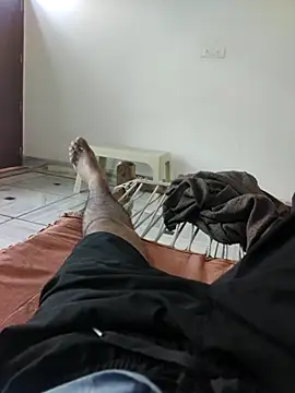 Snapshot of xmanrawan2 chatting on 10.25.25 xmanrawan2 online show from 10.25.25