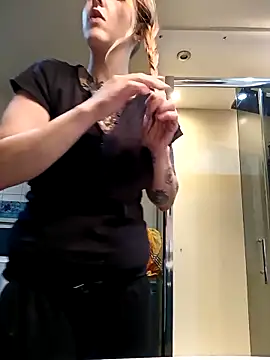 Astrid-Gilbert online show from 02.19.25