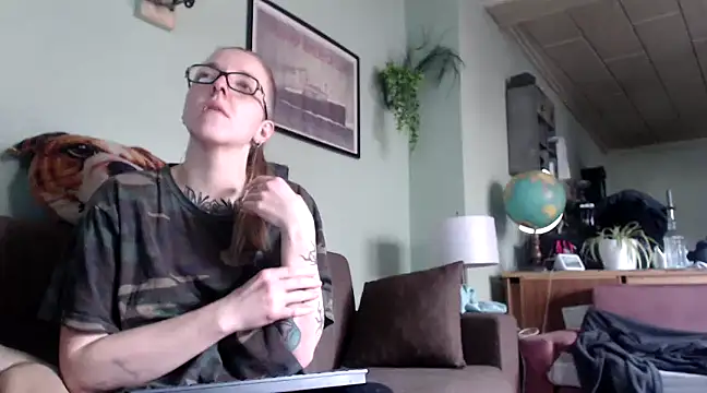 Astrid-Gilbert online show from 02.26.25