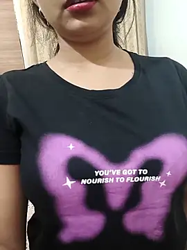 Snapshot of mahi69a chatting on 10.27.25 mahi69a online show from 10.27.25