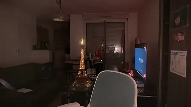 Funnyjul31 online show from 04.21.26