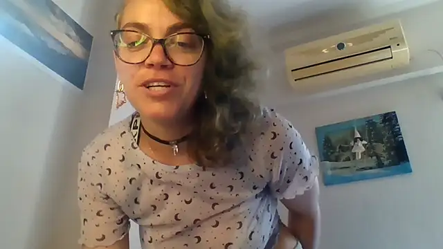 Ju-Hot online show from 05.25.26