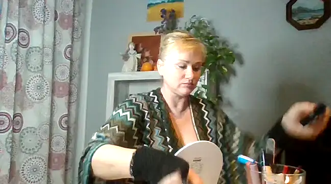Luzia-Sal online show from 03.08.25