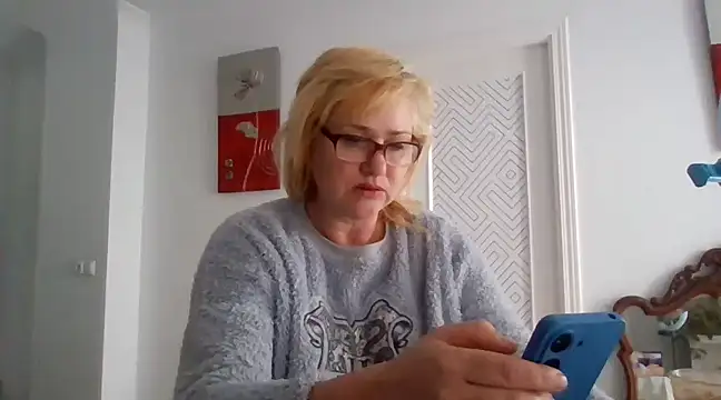 Luzia-Sal online show from 03.09.25