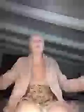 Snapshot of divinaerotica chatting on 02.06.25 divinaerotica online show from 02.06.25