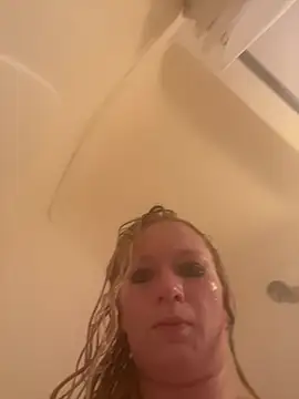 Snapshot of kcmo1010 chatting on 02.18.26 kcmo1010 online show from 02.18.26