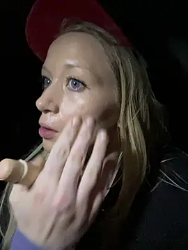 Snapshot of kcmo1010 chatting on 03.04.26 kcmo1010 online show from 03.04.26