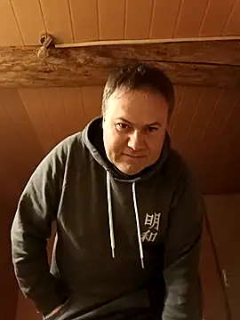 Snapshot of Pourleplasirs chatting on 03.07.25 Pourleplasirs online show from 03.07.25