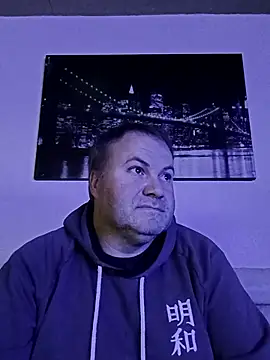 Pourleplasirs online show from 12.20.25