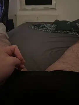 Mo 2003 online show from 02.21.25