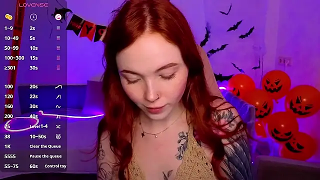 Maya Light online show from 11.09.25