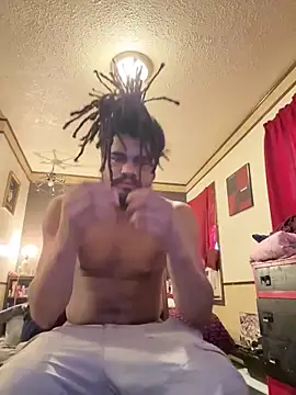 Snapshot of B3-Dindles chatting on 03.12.25 B3-Dindles online show from 03.12.25