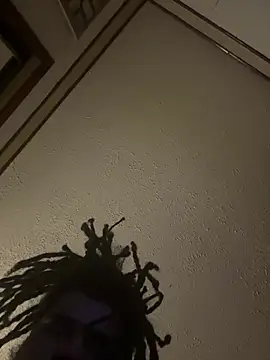 Snapshot of B3-Dindles chatting on 03.15.25 B3-Dindles online show from 03.15.25