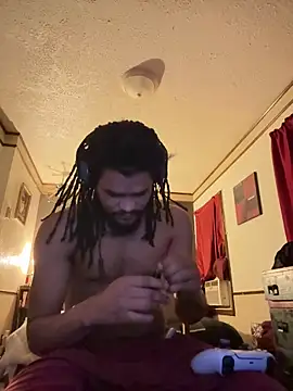 Snapshot of B3-Dindles chatting on 03.17.25 B3-Dindles online show from 03.17.25