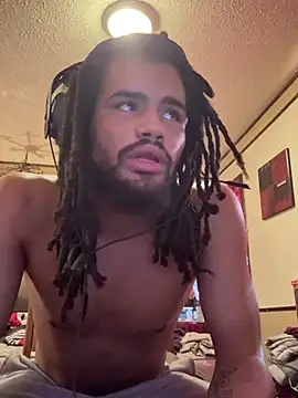 Snapshot of B3-Dindles chatting on 03.22.25 B3-Dindles online show from 03.22.25