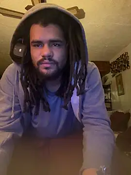 Snapshot of B3-Dindles chatting on 03.09.26 B3-Dindles online show from 03.09.26