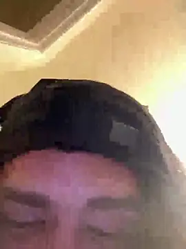 Snapshot of B3-Dindles chatting on 03.22.26 B3-Dindles online show from 03.22.26