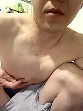 Snapshot of wadmma chatting on 02.10.25 wadmma online show from 02.10.25