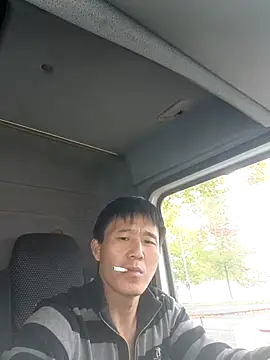 Snapshot of wadmma chatting on 10.07.25 wadmma online show from 10.07.25