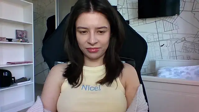 LariceSexy online show from 11.22.25