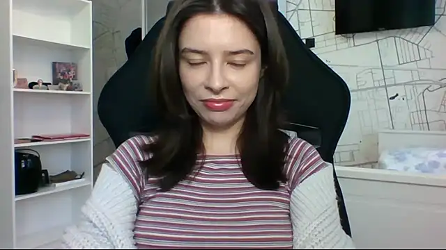 LariceSexy online show from 11.26.25