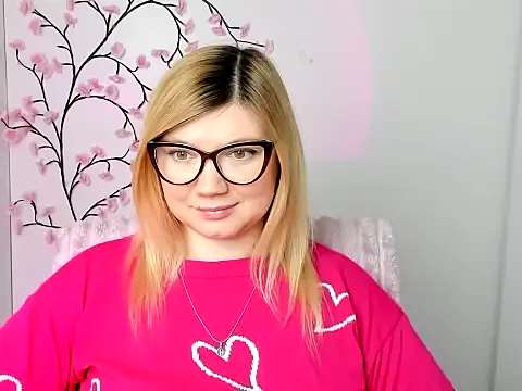 Lola moree online show from 02.25.26