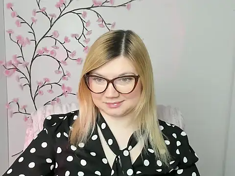 Lola moree online show from 03.03.26