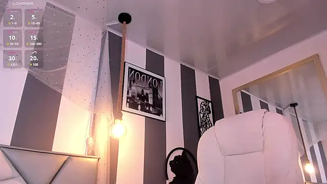 Salome  evans online show from 02.19.25