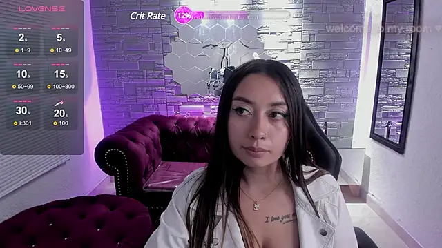 Snapshot of miss_isabella_m chatting on 02.15.25 miss isabella m online show from 02.15.25