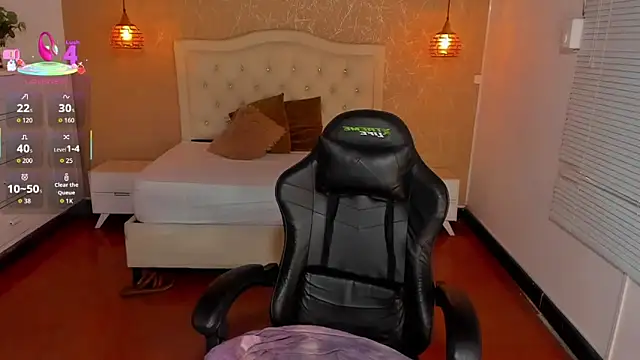 Snapshot of Hadley_ chatting on 01.06.26 Hadley online show from 01.06.26