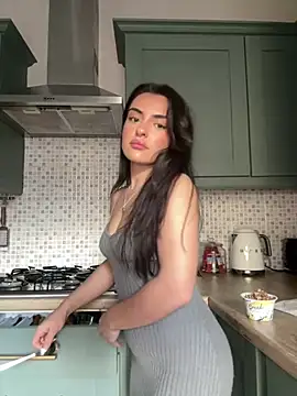 Snapshot of cute_carly_ chatting on 02.28.25 cute carly  online show from 02.28.25