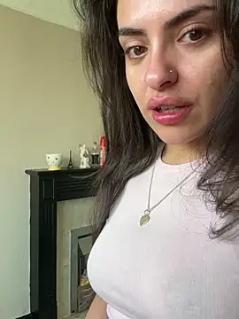 Snapshot of cute_carly_ chatting on 03.15.25 cute carly  online show from 03.15.25