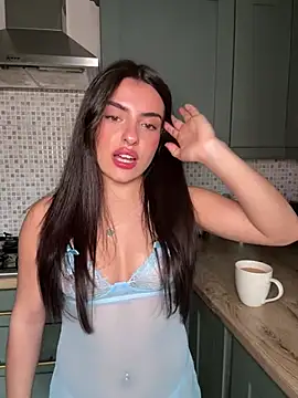 Snapshot of cute_carly_ chatting on 03.16.25 cute carly  online show from 03.16.25