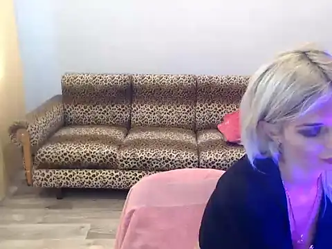 SexyBeatriice online show from 11.06.25