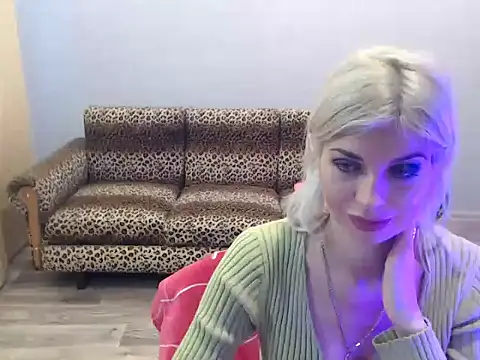 SexyBeatriice online show from 12.17.25