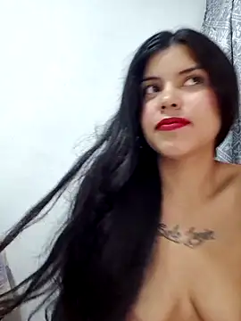 Snapshot of Angela_Sophie chatting on 11.05.25 Angela Sophie online show from 11.05.25