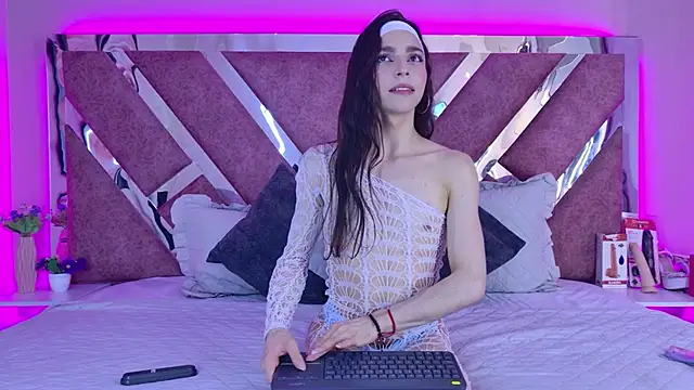 Snapshot of CandyLuxury__ chatting on 06.29.26 CandyLuxury online show from 06.29.26