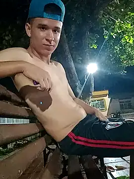 arevalo1124 online show from 02.04.25