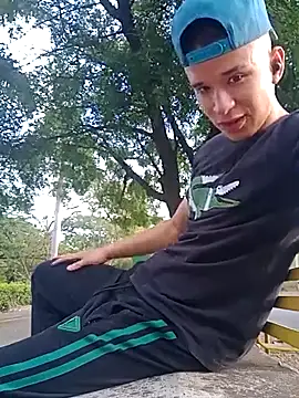 arevalo1124 online show from 09.14.25