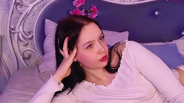 Snapshot of EvansLover chatting on 02.04.25 EvansLover online show from 02.04.25