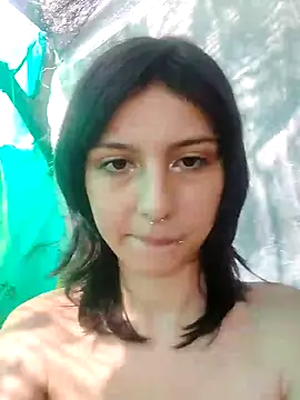 Snapshot of Maiden-Hot chatting on 02.03.25 Maiden-Hot online show from 02.03.25