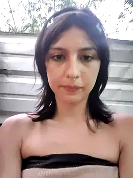 Snapshot of Maiden-Hot chatting on 02.13.25 Maiden-Hot online show from 02.13.25