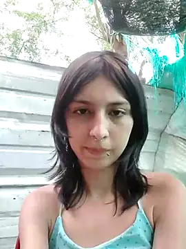 Snapshot of Maiden-Hot chatting on 02.20.25 Maiden-Hot online show from 02.20.25