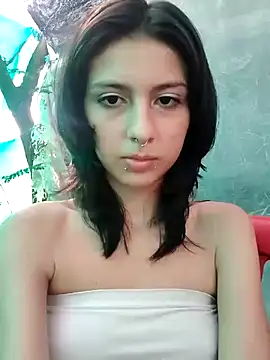 Snapshot of Maiden-Hot chatting on 03.11.25 Maiden-Hot online show from 03.11.25