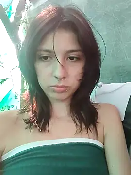 Snapshot of Maiden-Hot chatting on 03.19.25 Maiden-Hot online show from 03.19.25