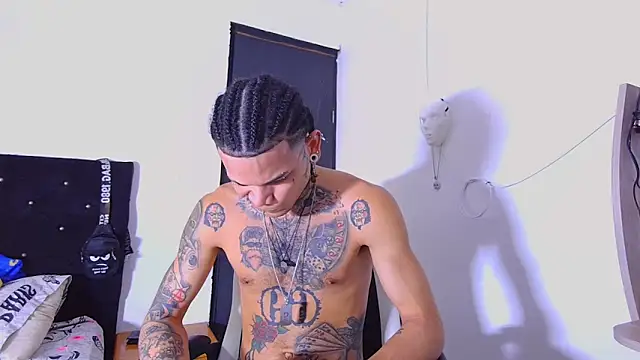 hot man05 online show from 01.06.26